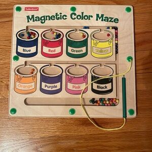 Lakeshore magnetic color maze